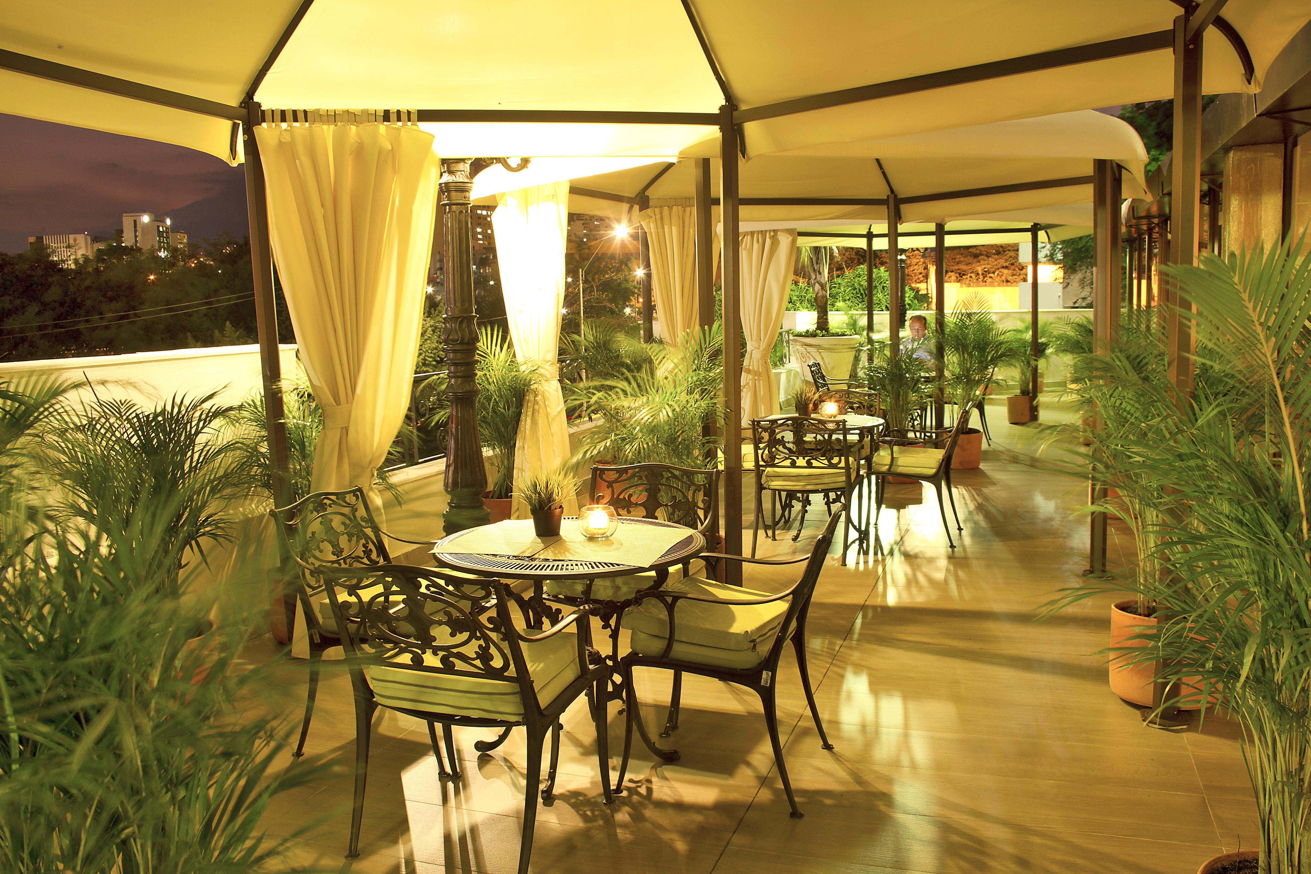 Hotel Cosmos Cali Bagian luar foto